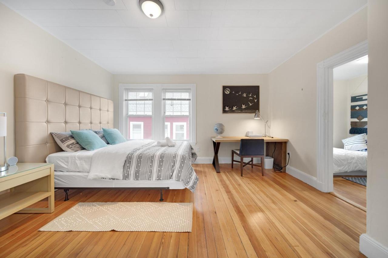 5br 2bh Bright & Spacious In Brighton Boston